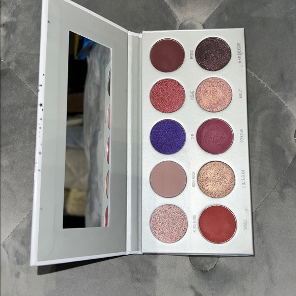 Jaclyn hill x morphe - Picture 3 of 6